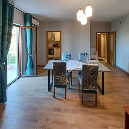 Gorgeous In With Kitchen *