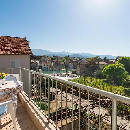 1 Bedroom Awesome In Daire *