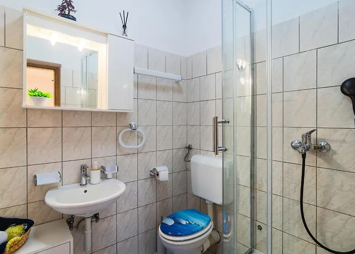 Appartamento 1 Bedroom Awesome In *