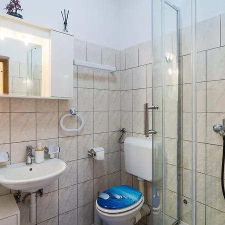 Apartman Gorgeous In With Kitchen *