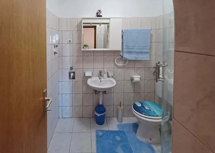 1 Bedroom Awesome In